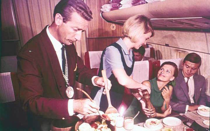 jedzenie w samolotach