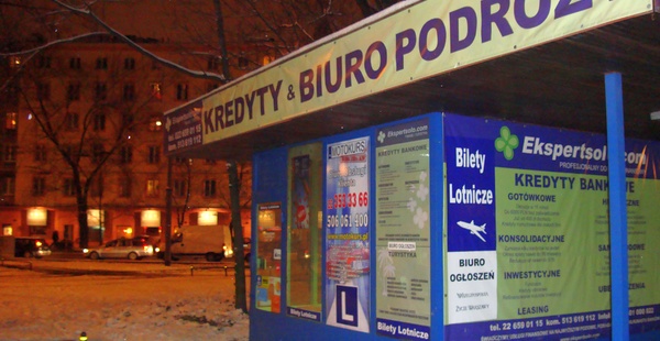 Biuro podróży w mieście