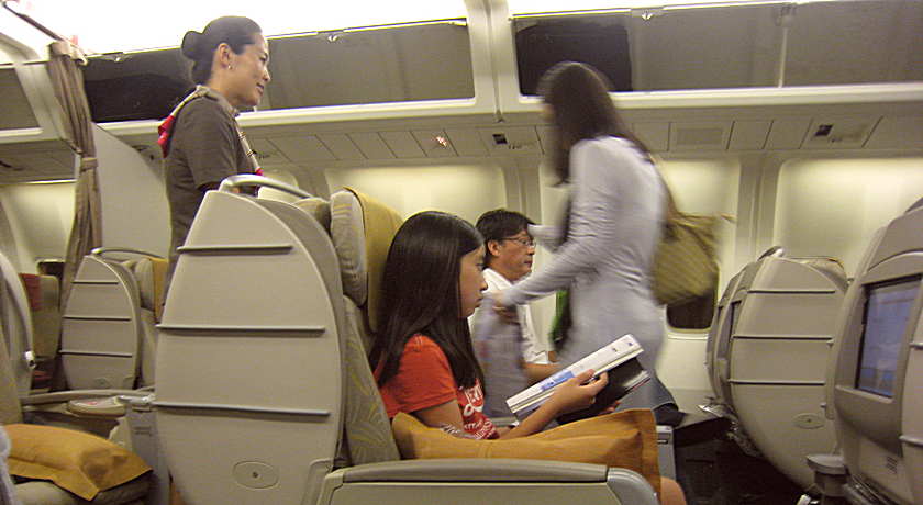 Asiana Airlines i stewardessa
