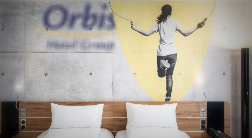 Accor, Orbis, likwidacja